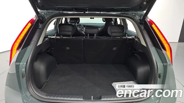 Kia Niro 2022 — фото 20