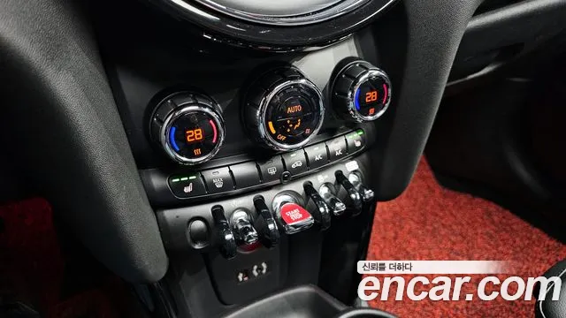 Mini Cooper 2018 — фото 17
