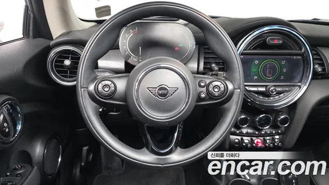 Mini Cooper 2021 — фото 13