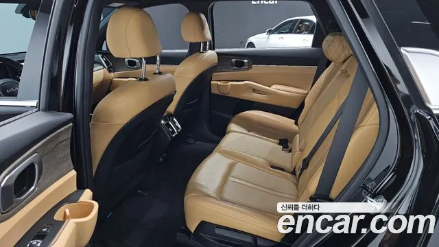 Kia Sorento 2022 — фото 12