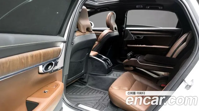 Volvo S90 2021 — фото 12