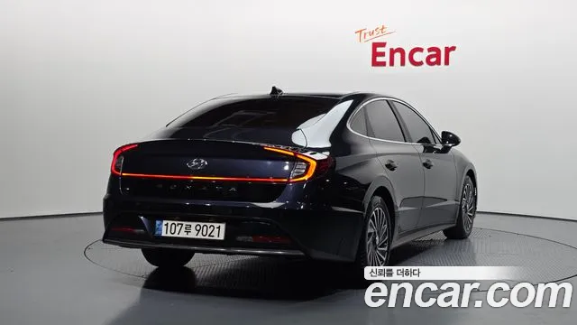 Hyundai Sonata 2021 — фото 2