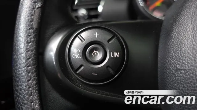 Mini Clubman 2017 — фото 17