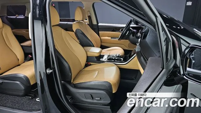 Kia Canival 2021 — фото 10