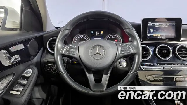 Mercedes-Benz C-Class 2016 — фото 13