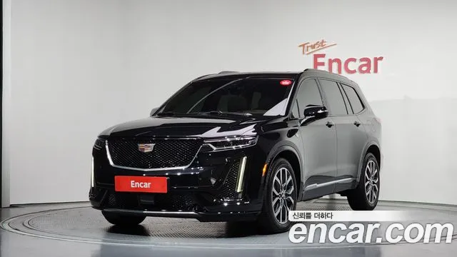 Cadillac XT6
