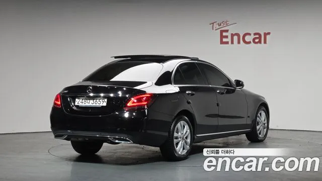Mercedes-Benz C-Class 2020 — фото 1