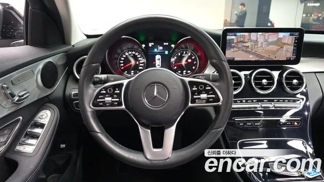 Mercedes-Benz C-Class 2020 — фото 12
