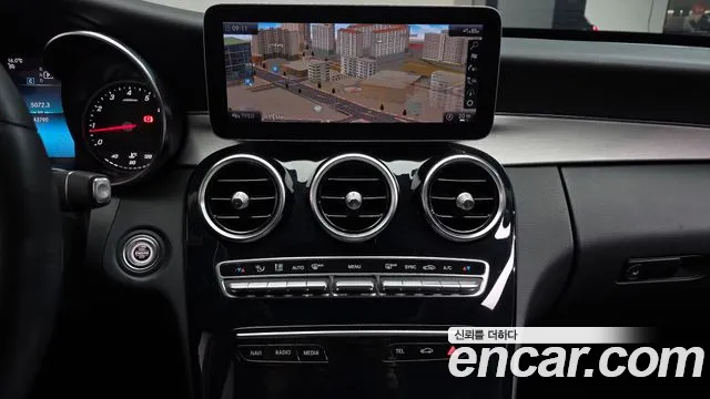 Mercedes-Benz C-Class 2020 — фото 13