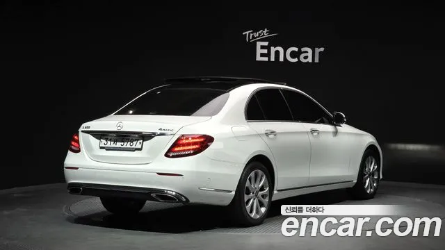 Mercedes-Benz E-Class 2019 — фото 2