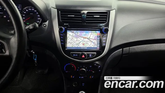 Hyundai Accent 2016 — фото 14