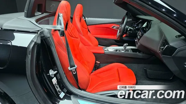 BMW Z4 2024 — фото 11