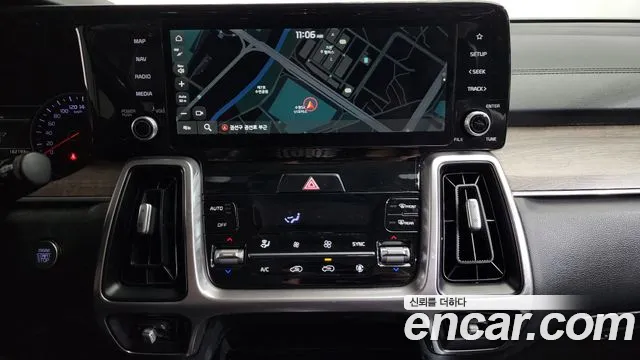 Kia Sorento 2021 — фото 15