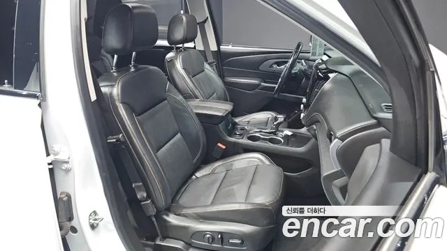 ChevroletGMDaewoo Traverse 2021 — фото 10