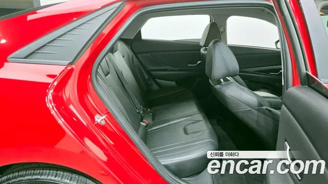 Hyundai AVANTE 2021 — фото 12