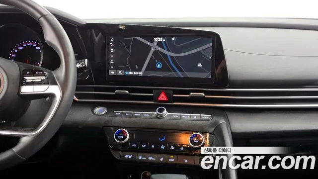 Hyundai AVANTE 2021 — фото 14
