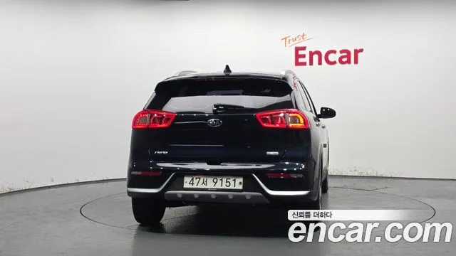 Kia Niro 2018 — фото 4