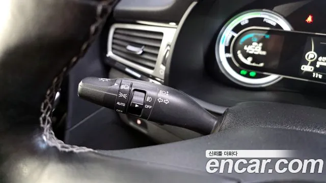 Kia Niro 2018 — фото 19