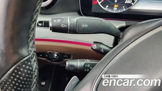 Mercedes-Benz E-Class 2017 — фото 14