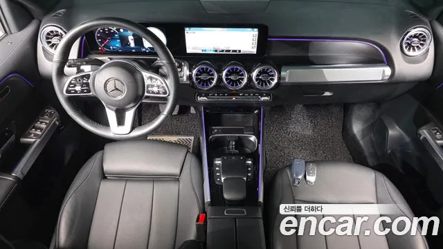 Mercedes-Benz GLB-Class 2022 — фото 7