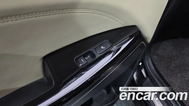Kia K7 2016 — фото 19