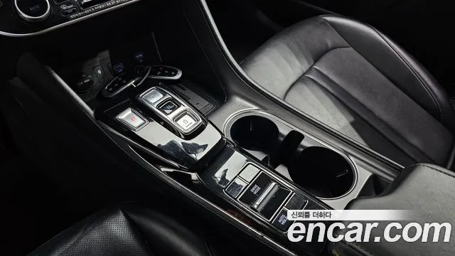 Hyundai Sonata 2021 — фото 9
