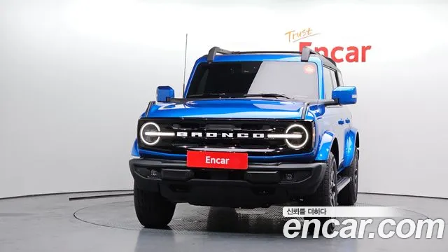Ford Bronco 2023 — фото 3