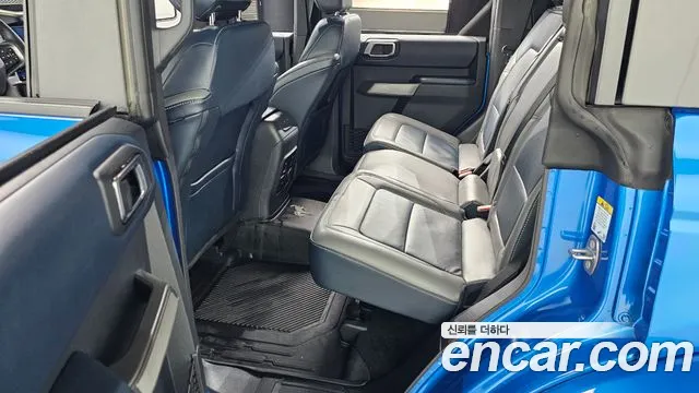 Ford Bronco 2023 — фото 12