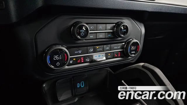 Ford Bronco 2023 — фото 17