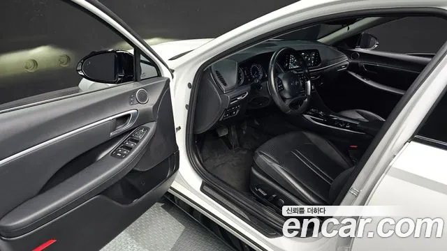 Hyundai Sonata 2021 — фото 11