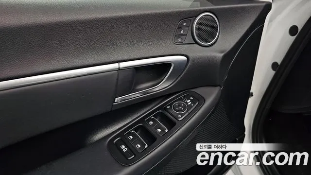 Hyundai Sonata 2021 — фото 17