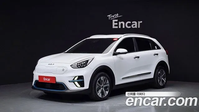 Kia Niro 2022 — фото 1