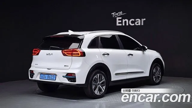 Kia Niro 2022 — фото 2