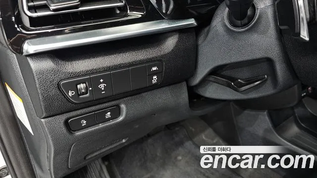 Kia Niro 2022 — фото 14