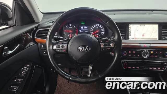 Kia K7 2016 — фото 13