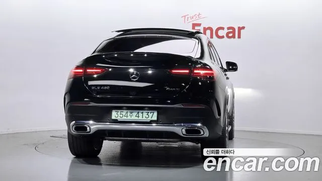 Mercedes-Benz GLE-Class 2025 — фото 4