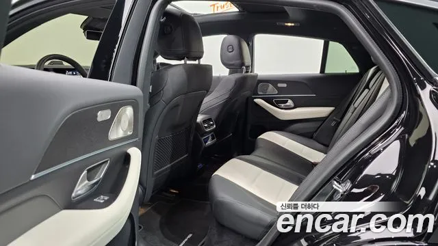 Mercedes-Benz GLE-Class 2025 — фото 12