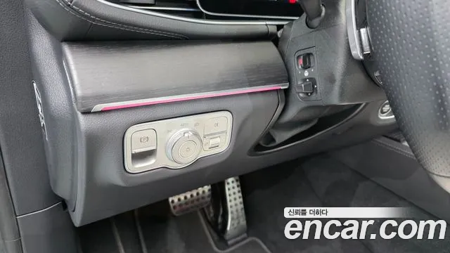 Mercedes-Benz GLE-Class 2025 — фото 16
