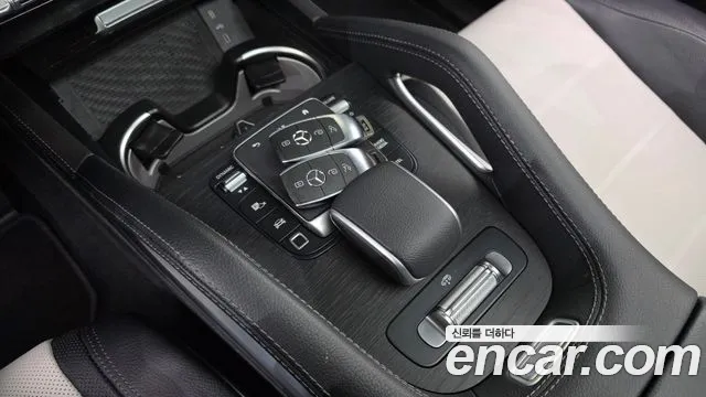 Mercedes-Benz GLE-Class 2025 — фото 19