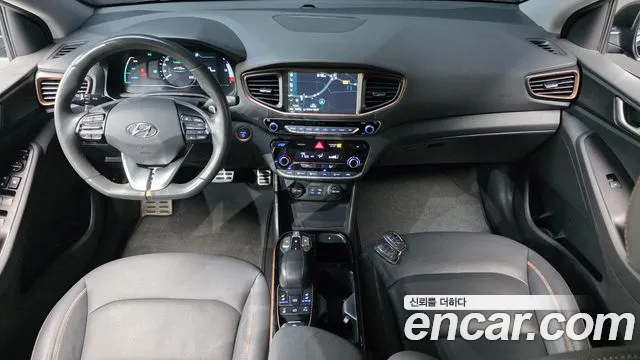 Hyundai Ioniq 2017 — фото 7