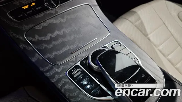Mercedes-Benz CLS-Class 2020 — фото 9