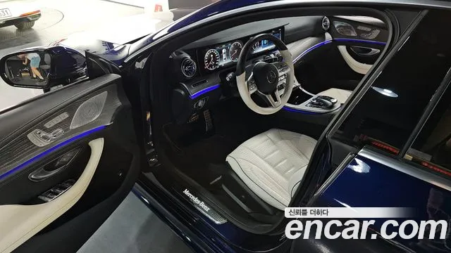Mercedes-Benz CLS-Class 2020 — фото 11