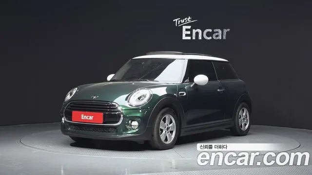 Mini Cooper 2016 — фото 1