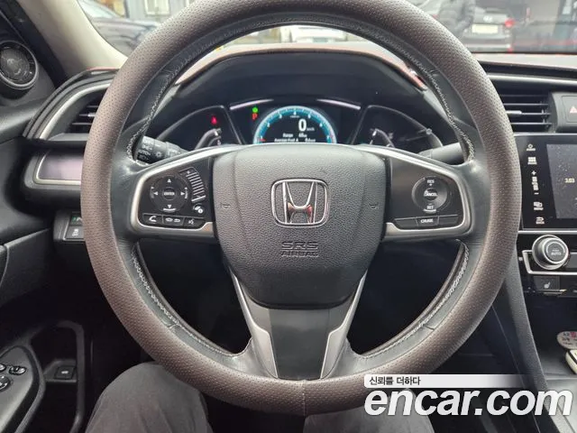 Honda Civic 2017 — фото 12