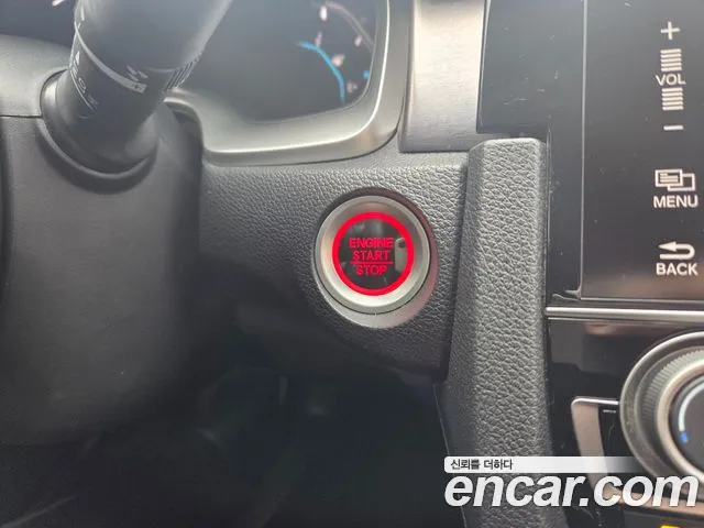 Honda Civic 2017 — фото 16