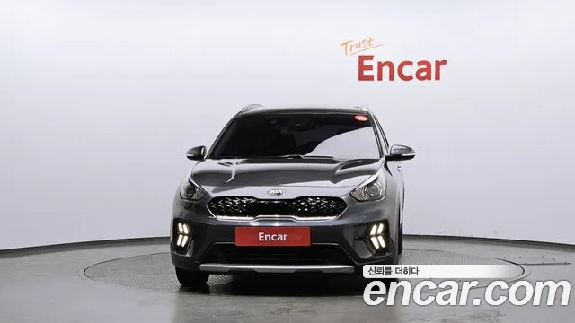 Kia Niro 2020 — фото 3