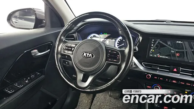 Kia Niro 2020 — фото 13