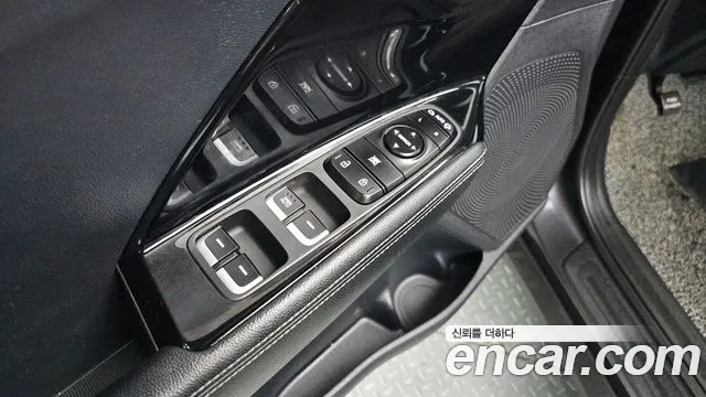 Kia Niro 2020 — фото 19