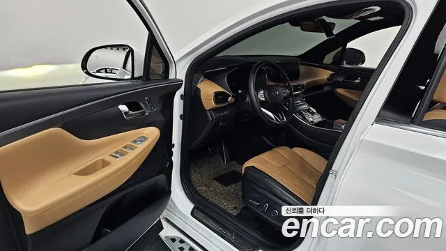 Hyundai Santafe 2021 — фото 10