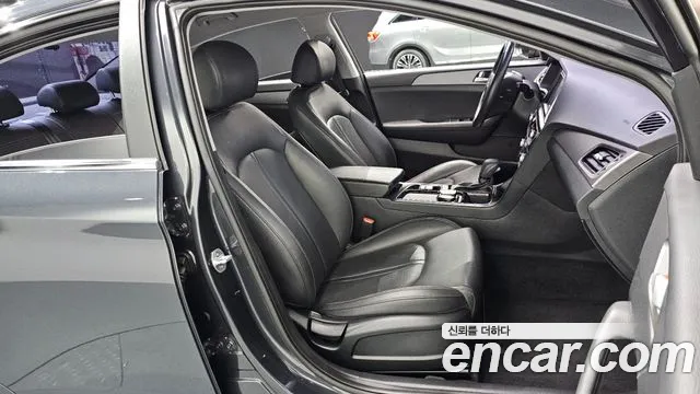 Hyundai Sonata 2019 — фото 10
